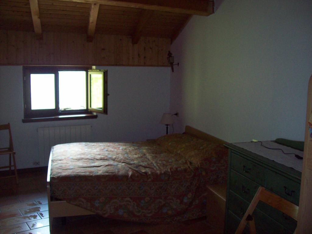 Appartamentino Nel Bosco Sondrio Exterior foto